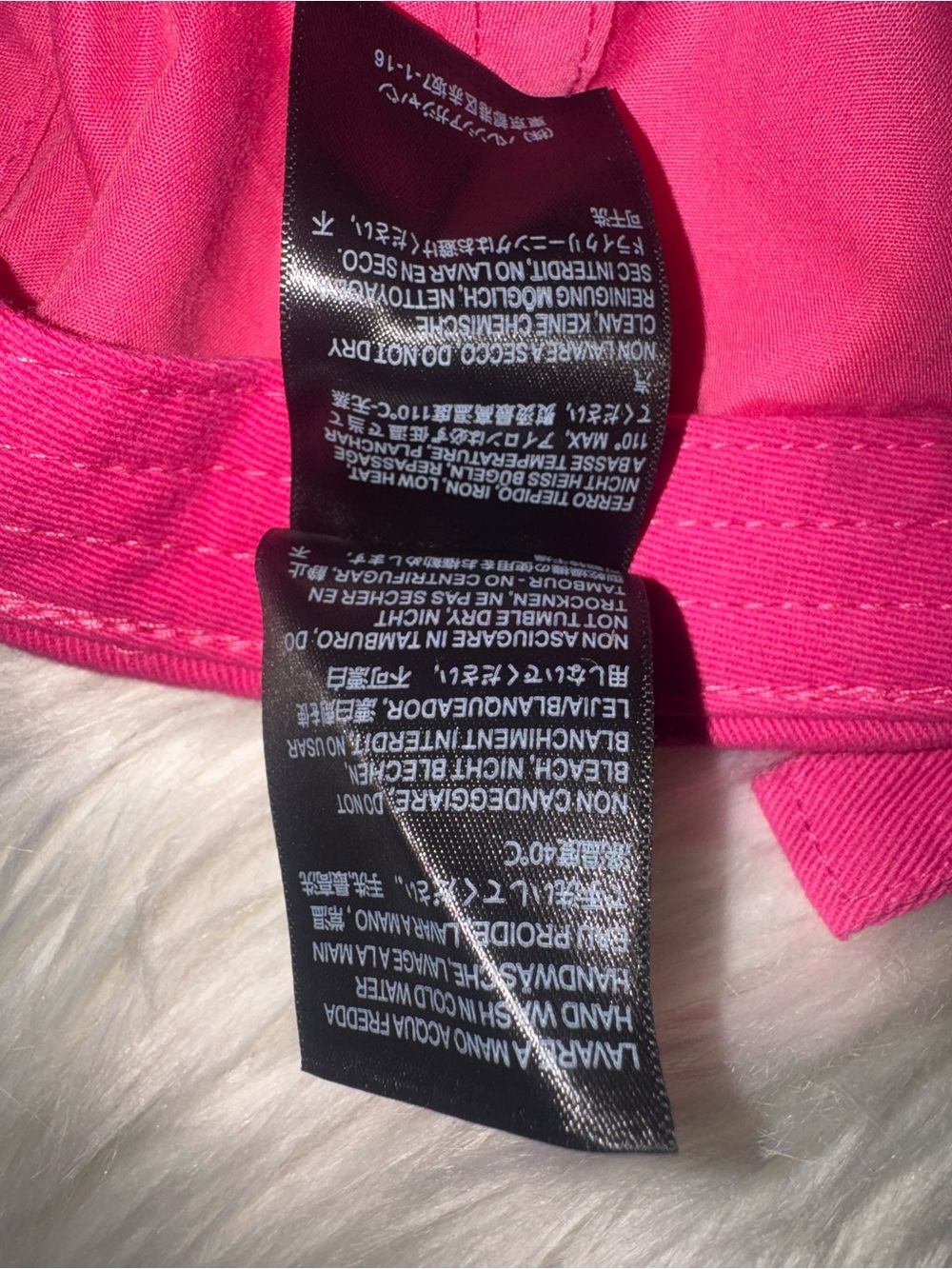 Balenciaga Hot Pink Cap with White Embroidered Logo - Picture 9 of 13